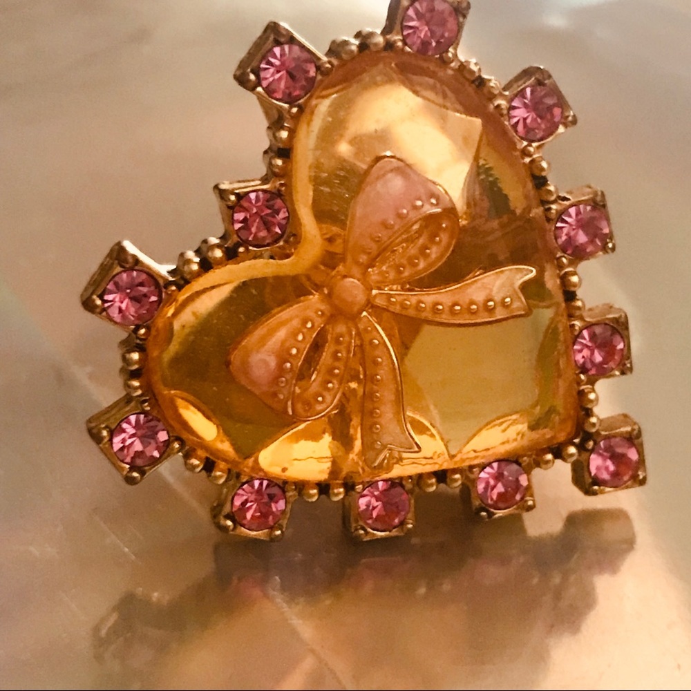 Betsey Johnson pink crystal lucite tea party princess heart bow ring vintage R13